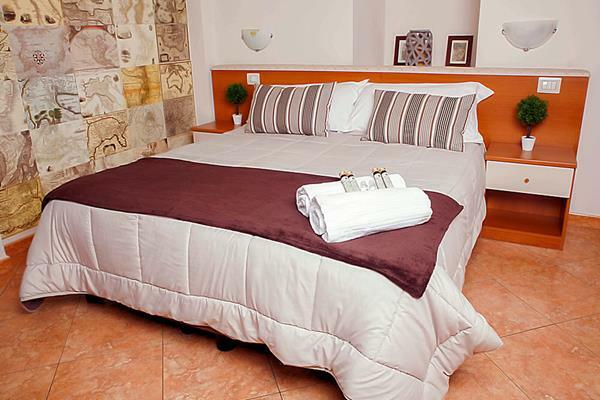 Hotel Ares