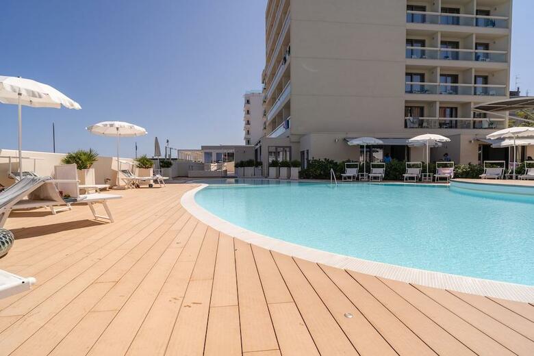 Hotel Nautilus