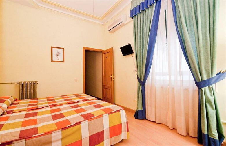 Hostal Oporto