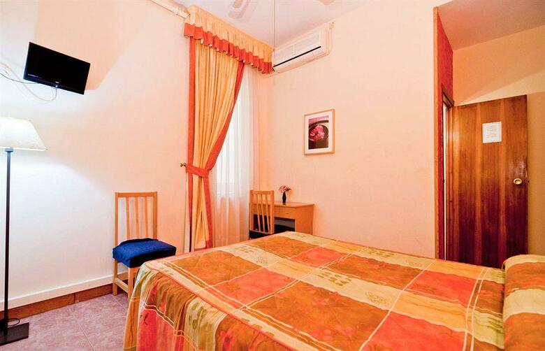 Hostal Oporto