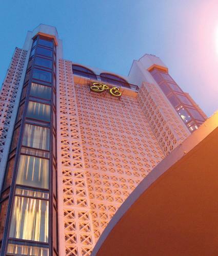 Pearl Continental Hotel, Karachi