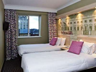 Hotel President