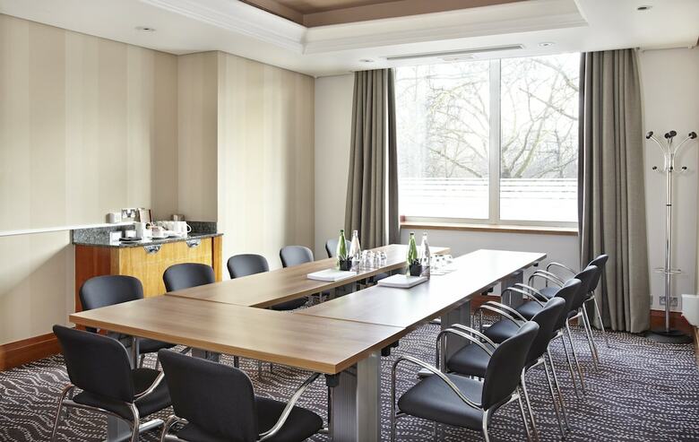 Hotel Thistle Kensington Gardens