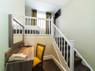 Phoenix Hotel