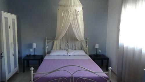 Alexandros Apartments