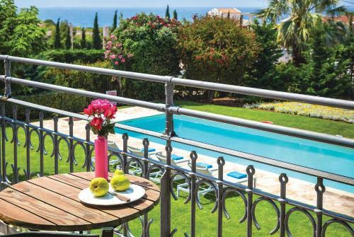 Villa Dionysus