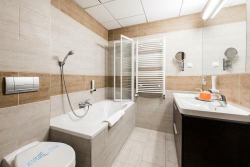 Apartamento Hotel Garzon Plaza