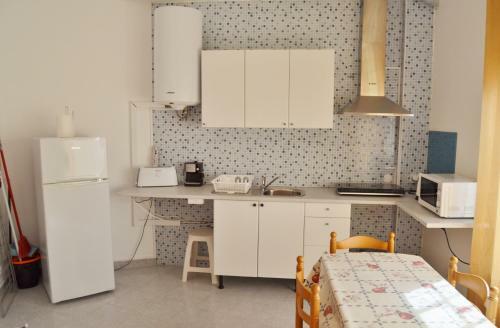 Hostal Bjb - Alojamentos