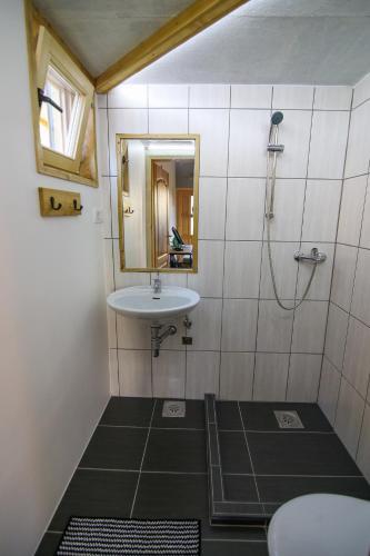 Holiday Home Pri Kamnu