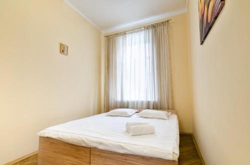 Apartment On Kulisha10