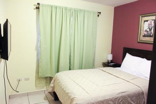 Dolphin Executives Hotel