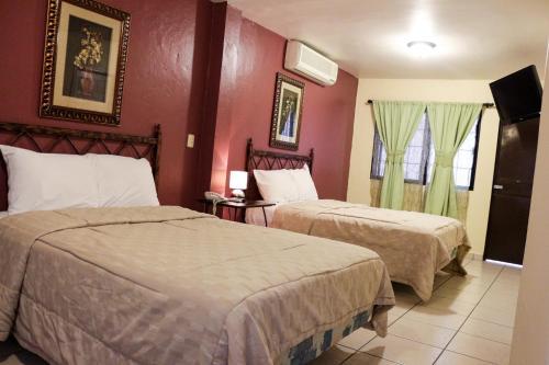 Dolphin Executives Hotel