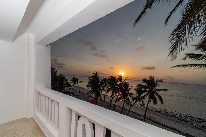 Hotel Prideinn Paradise Beach Resort, Convention Centre And Spa