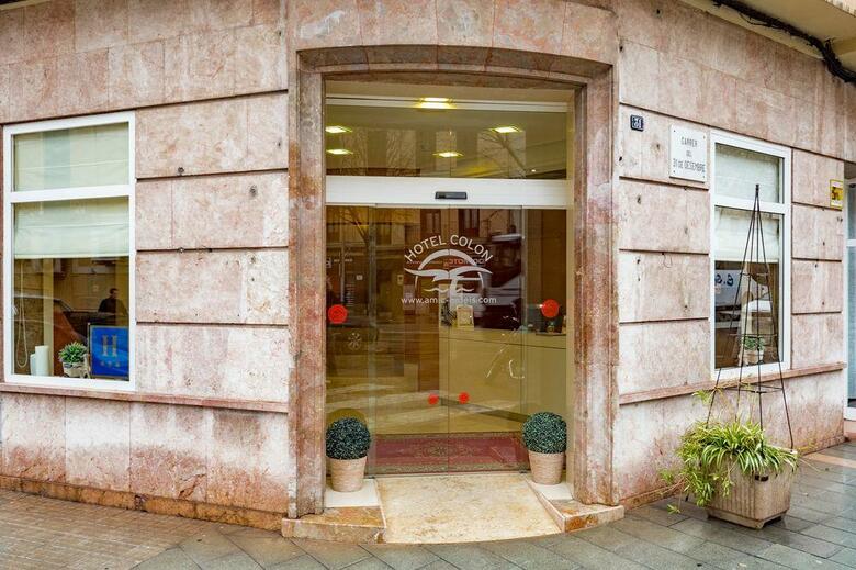Hotel Amic Col�n