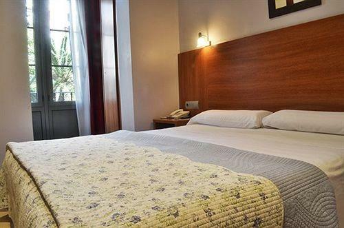 Hotel Ciudad Condal