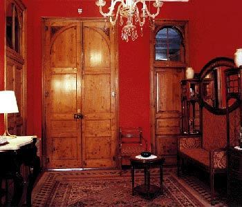 Hostal Girona