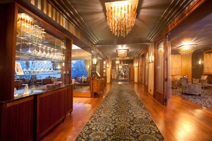 Hotel Les Tresoms Lake And Spa Resort