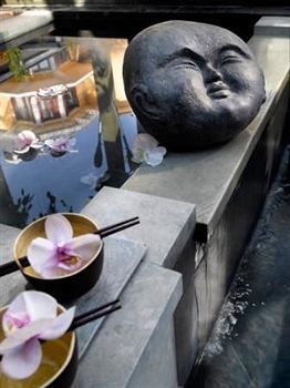 Hotel Les Tresoms Lake And Spa Resort