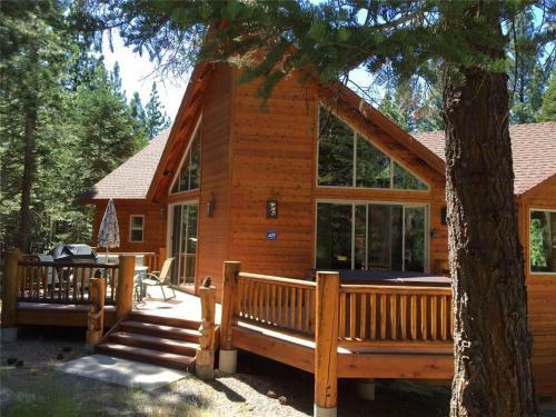 Lodgepole Pine Chalet