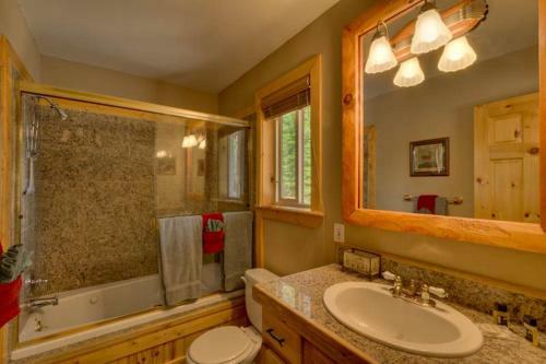 Sleeping Bear Lodge