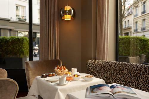 Hotel Le Pavillon Des Lettres
