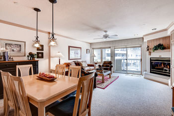 Hotel St. James Place