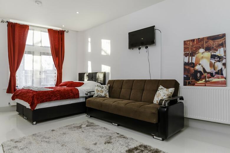 City Gate Serviced Apartments