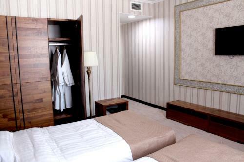 Astor Hotel