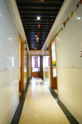Hostal Hk Nathan House