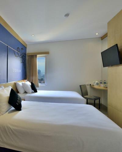 Hotel Zodiak@kebon Jati