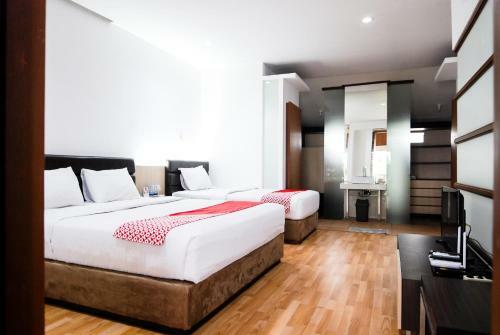 Hostal Oyo 229 Hi Quality