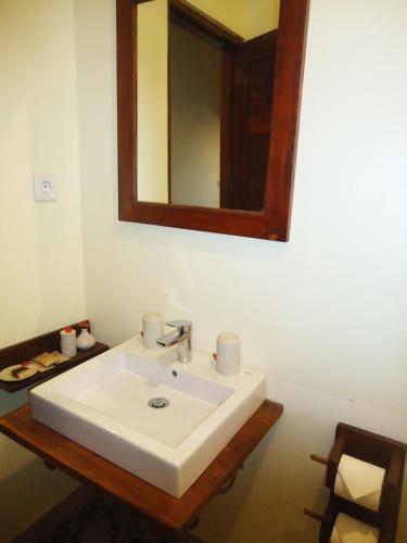 Hotel Naya Gawana Resort And Spa