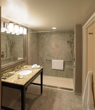 Strathallan Hotel