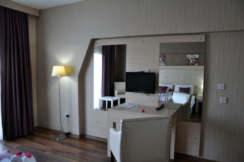 Hotel Manolya