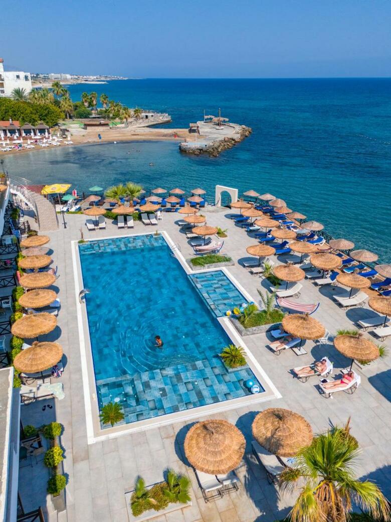Hotel Manolya