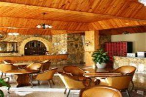 Hotel Riverside Garden Resort