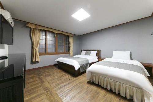 Major Hotel
