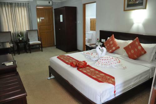Green Leaf Hotel