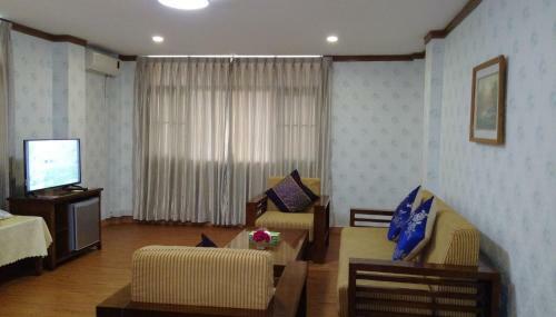 Myanmar Sports Hotel