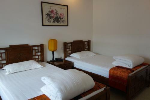 Posada Ming Courtyard