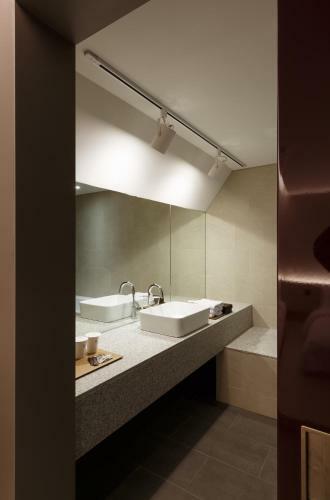 H Hotel
