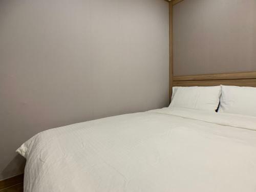 Hostal J-honor Guesthouse