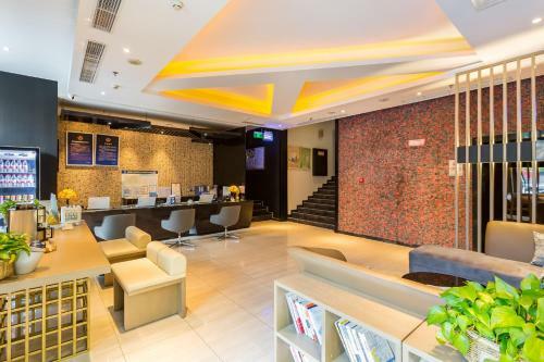 Beijing Red Hotel