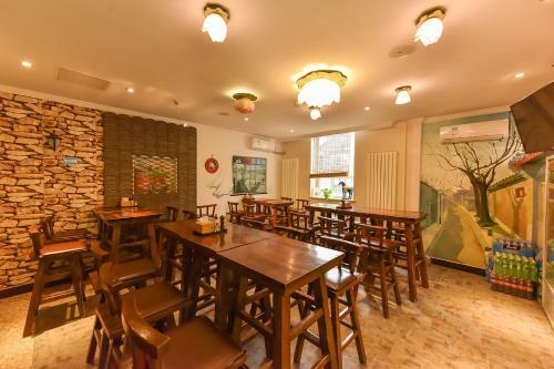 Dragon King Hostel