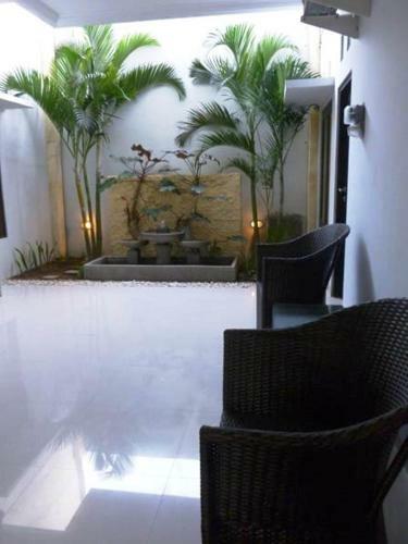 Hostal Griya Widhi Guest House