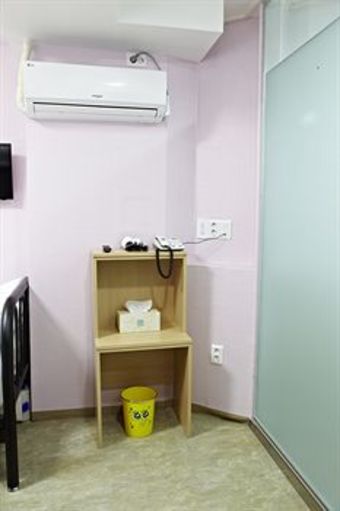 Rainbow Hostel Myeongdong