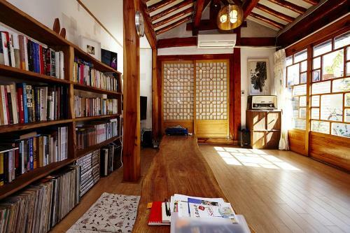 Hostal Vine Hanok Guesthouse
