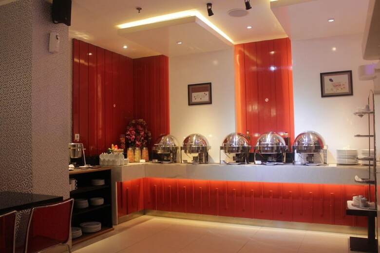 Redstar Hotel