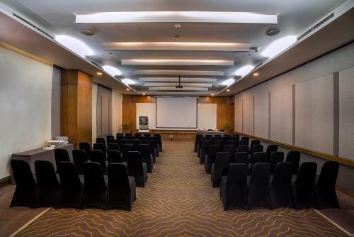 Grand Whiz Hotel Kelapa Gading Jakarta