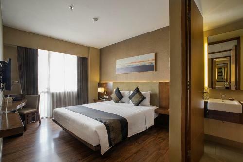 Grand Whiz Hotel Kelapa Gading Jakarta